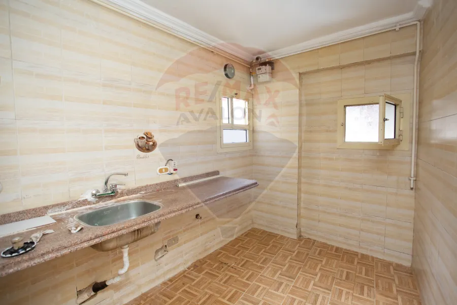 Apartment for sale 120 m in Sidi Gaber (Cleopatra - steps from Abu Kir Street)