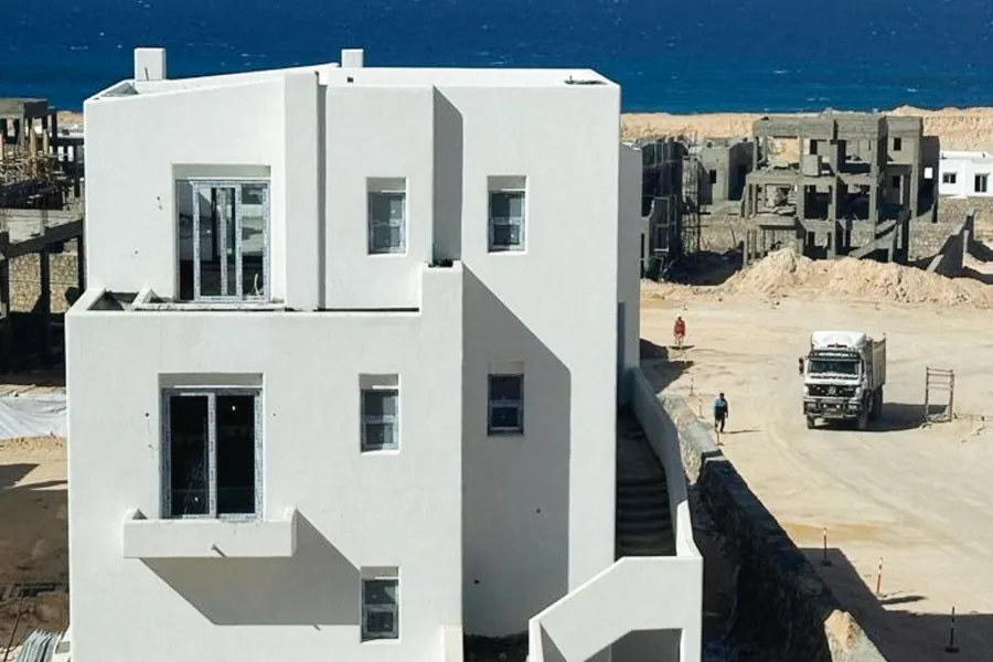 فيلا توين هاوس للبيع (جيفيرا - رأس الحكمه) 225 م