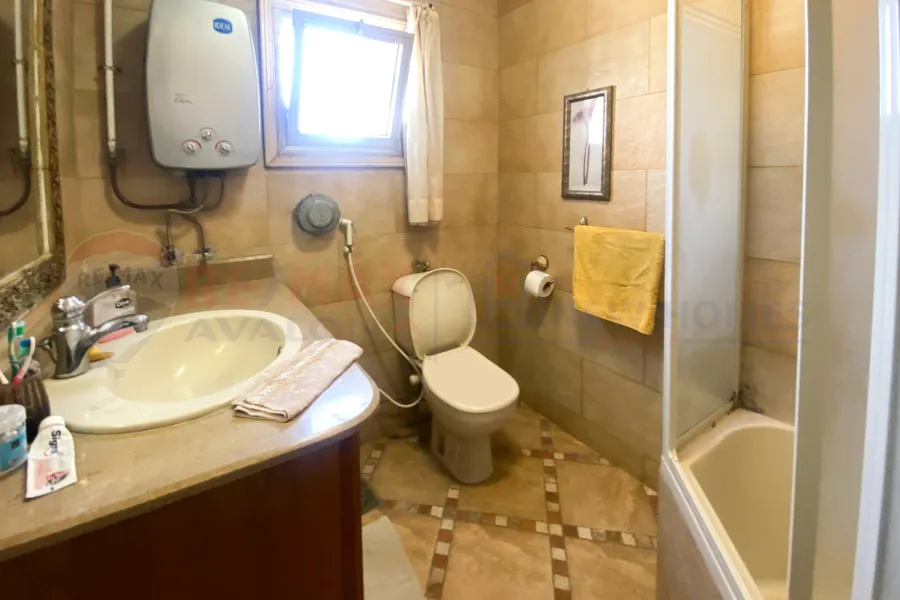 شقة للبيع 151 م مصطفي كامل (مساكن الضباط)