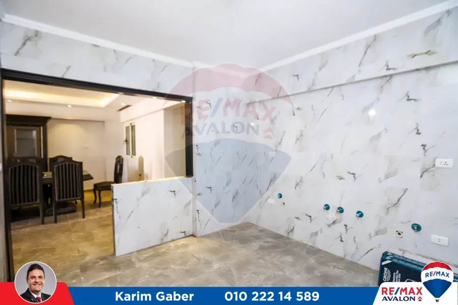 شقة للبيع 250م رشدي (شارع ابراهيم حلمي )-اول سكن