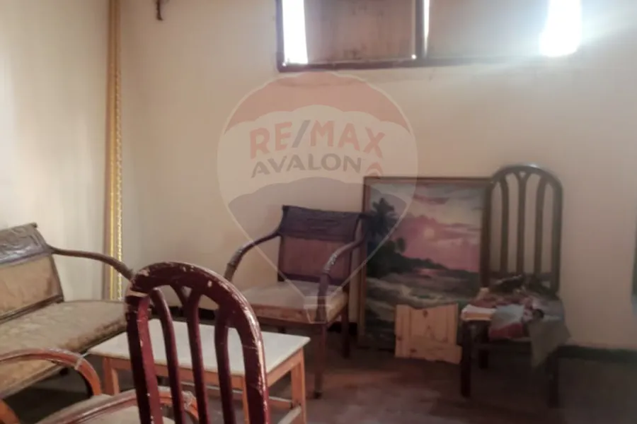 Apartment for sale 80 m Muharram Bey (directly on the tram)