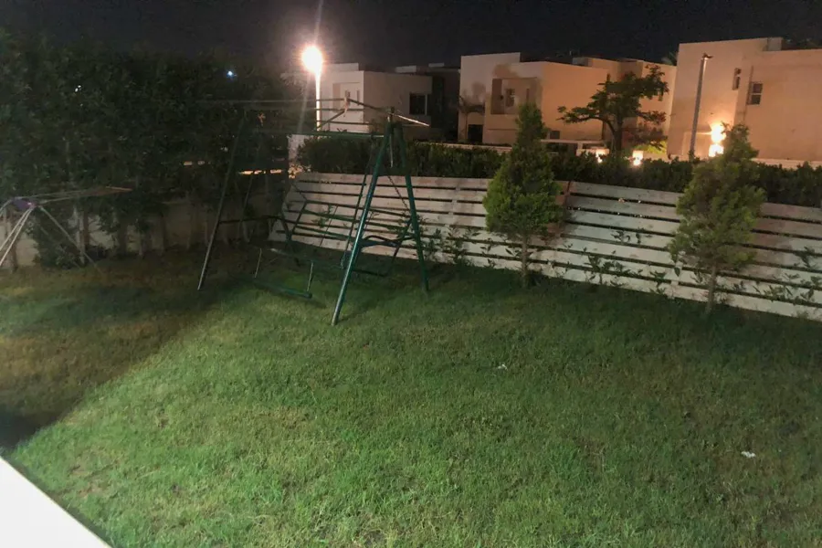 شاليه ارضي بجاردن للبيع (هاسيندا باي) 220 م