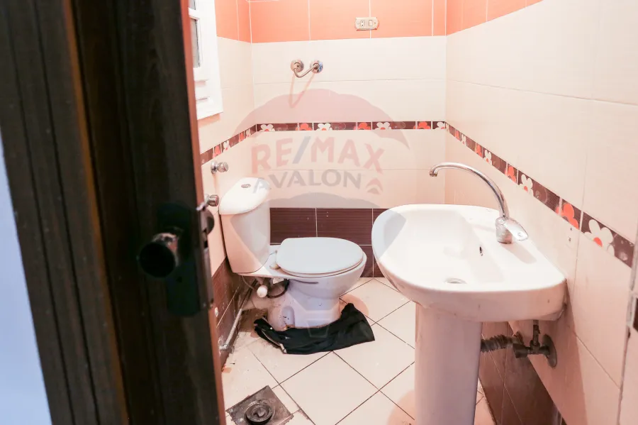 مقر اداري للايجار 255 م سموحه ( شارع كمال الدين صلاح )