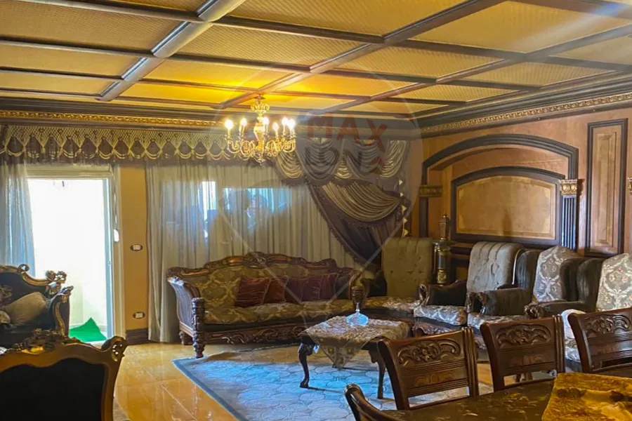 شقة للبيع 200 م الإبراهيمية (شارع ابو قير)