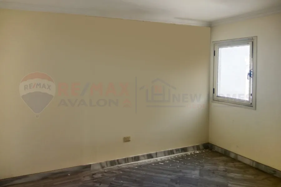 Apartment for rent 238 m Louran (El-Eqbal main st.)