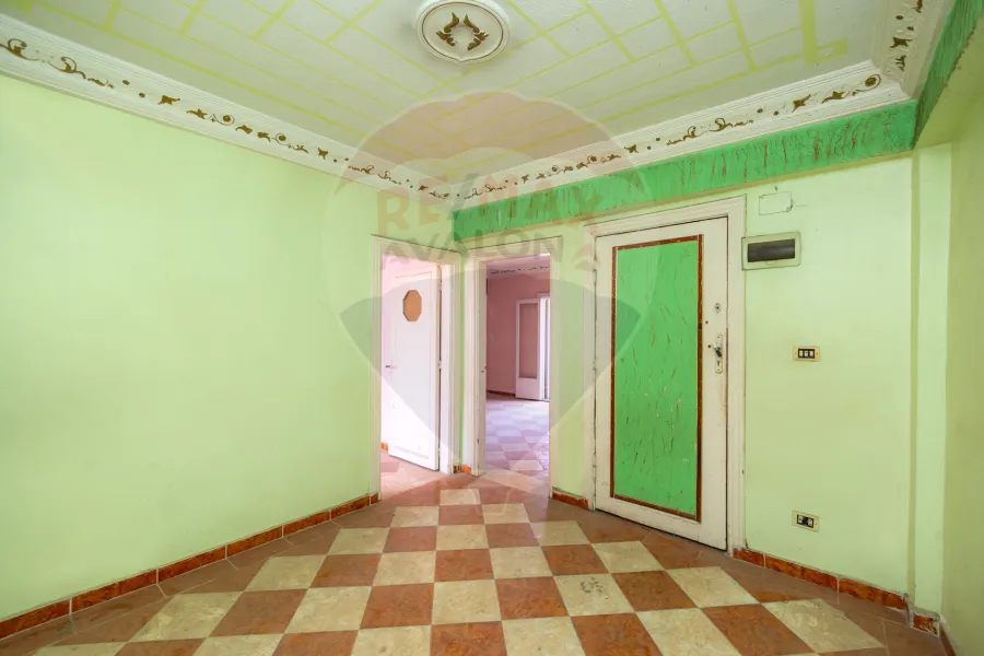 Apartment for sale in Victoria (steps from Abdel Salam Aref St. - and Taiba Hospital)