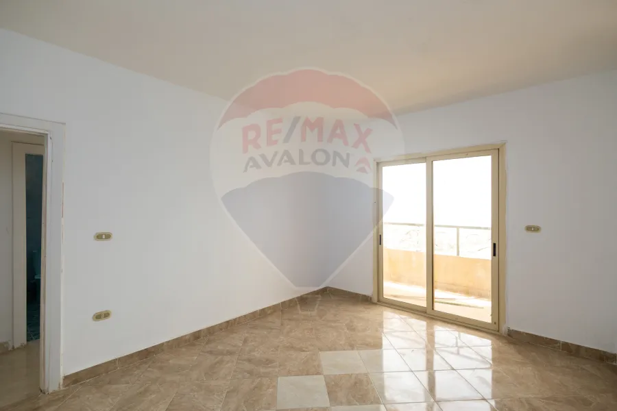 Apartment for sale 110 m El Montaza (Royal Plaza Towers)