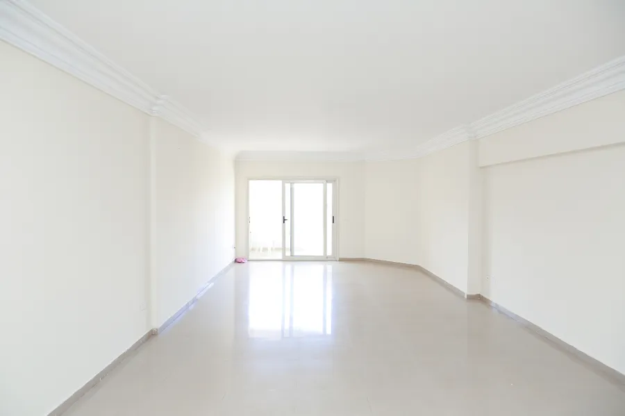 Apartment for sale 175m net Smouha- Golden Sqaure