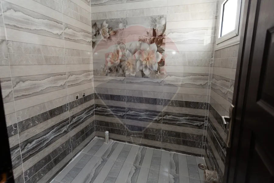 فيلا تاون هاوس للإيجار840 م الكينج مريوط (تقسيم البحر المتوسط)