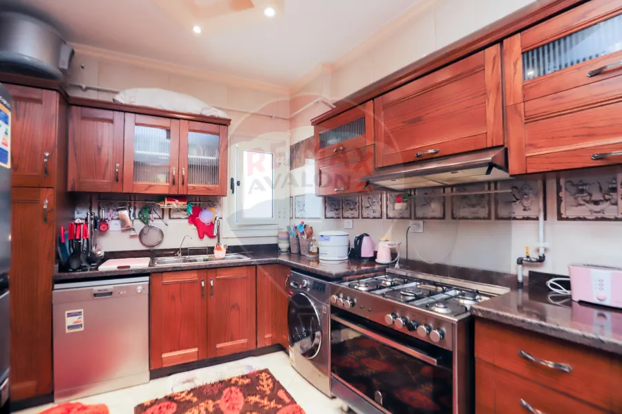 Apartment for sale 288 m Louran (Directly on taram station)