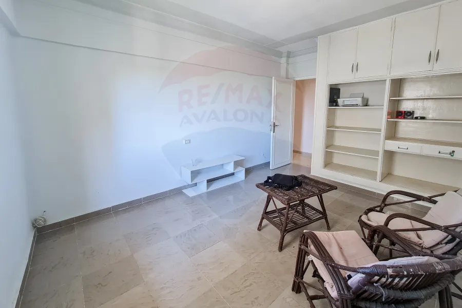 شقة للبيع 145 م المعمورة الشاطئ (المجموعة السادسة)