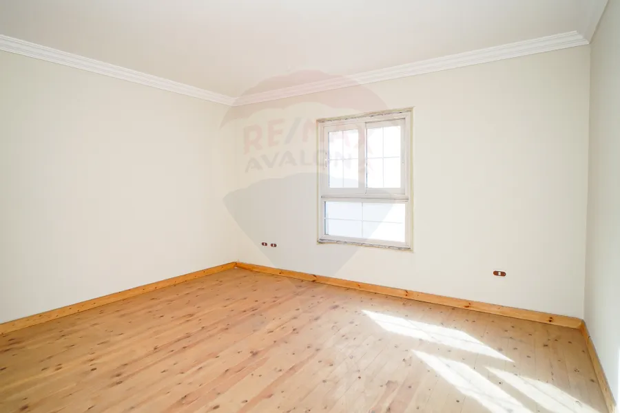 شقة دوبلكس للبيع 180 م لوران (ش الاقبال الرئيسى)