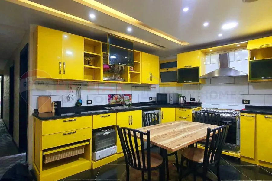 شقة للإيجار المفروش 175 م الأبراهيمية (ش الدكتور مصطفى رمضان)