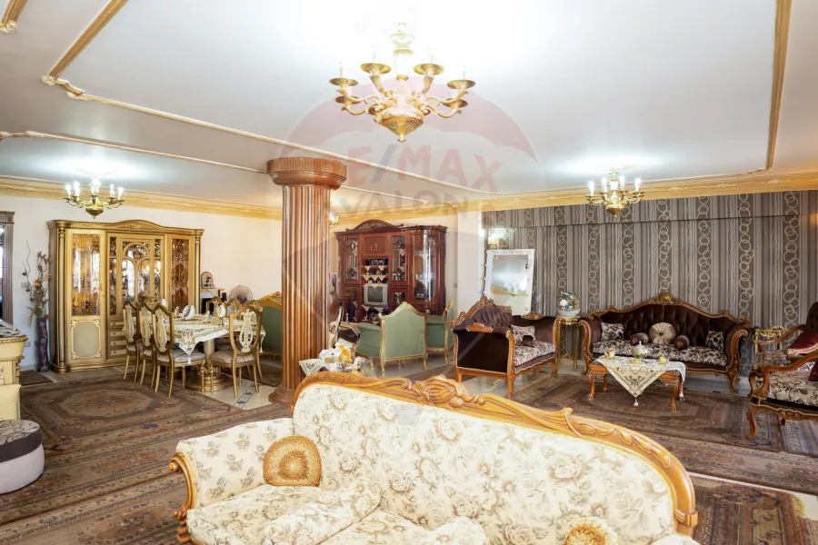 شقة للبيع 400 م  فلمنج (ش الفتح - علي الترام مباشرة)