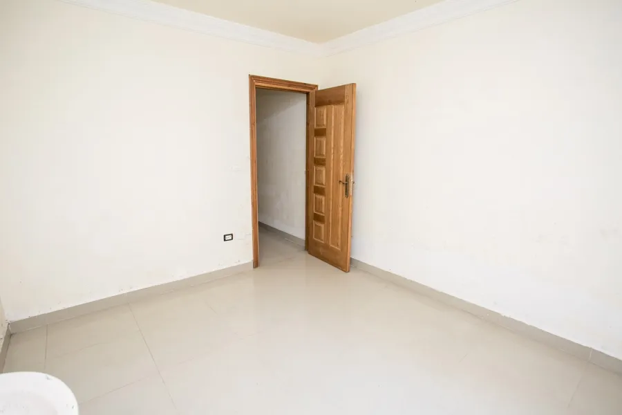 Administrative Apartment for rent 145m Camp shezar (Tram Station - Omar lotfy St.)