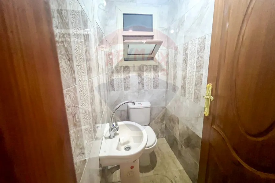 Apartment for sale 160 m Kafr Abdo (Mohammed Safwat St)