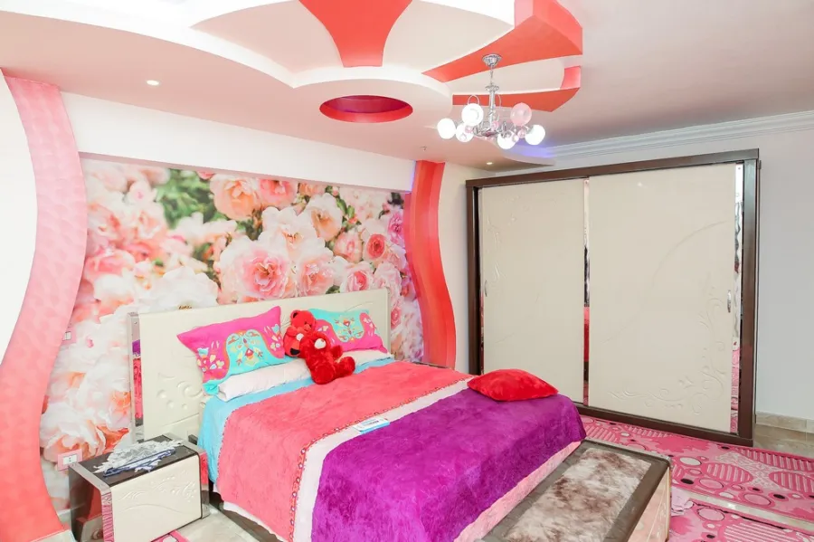 Apartment For Sale 220m El-Montaza (Malk Hafney St. - Infront Of Elmontaza Gardens)