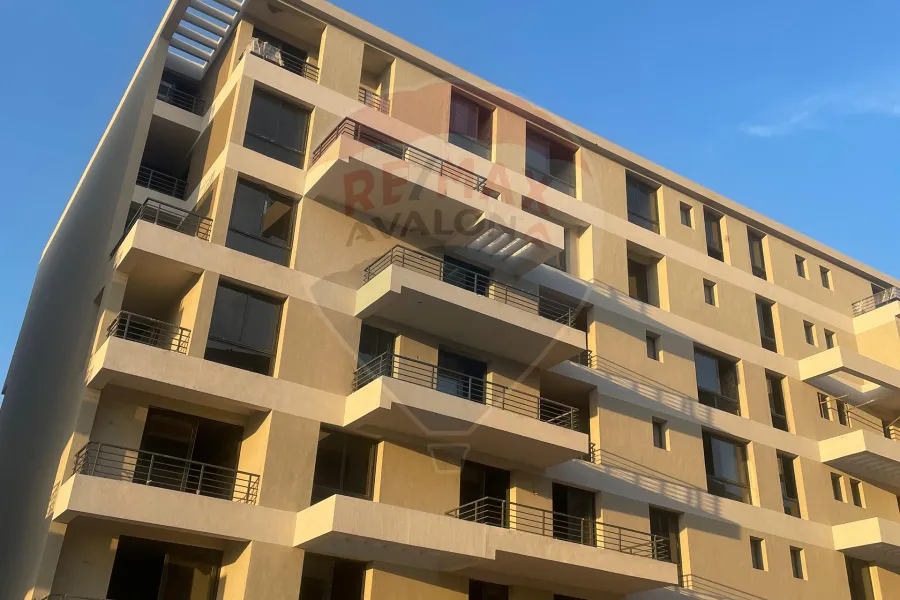 استوديو للبيع 70 م (بالم هيلز الإسكندرية)