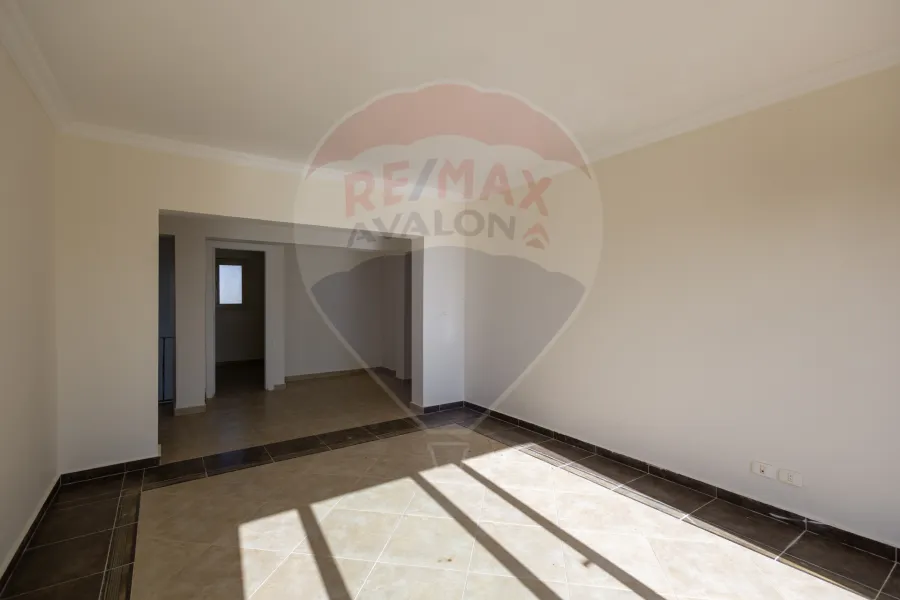 فيلا ستاند الون للبيع 1,300 م كينج مريوط (اليكس ويست - انطونيادس نموذج V2)