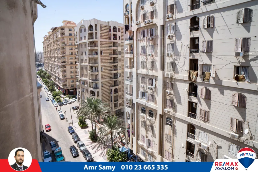 شقة للبيع 130م سموحة (شارع 14 مايو - بجوار جامعة فاروس)