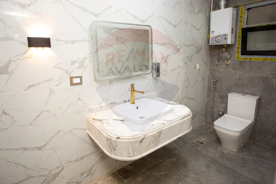 Apartment For Sale 330 m Camp Chezar (directly on the sea)