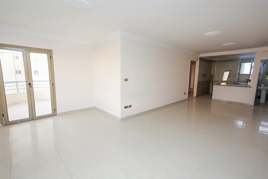 شقة للبيع أو الإيجار 130م سيدي جابر