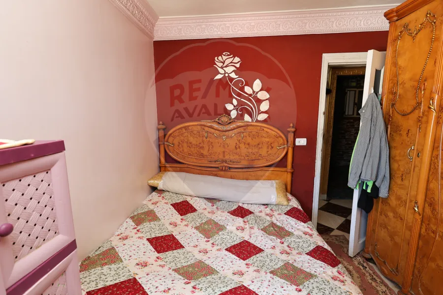 شقة للبيع 115 م سموحة (ش البلقان امام مكتب صحة سموحة)