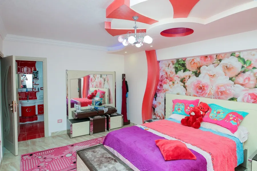 Apartment For Sale 220m El-Montaza (Malk Hafney St. - Infront Of Elmontaza Gardens)