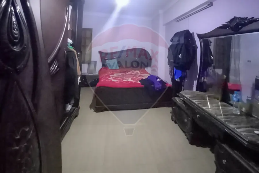 شقة للبيع 130 م سيدي بشر (خطوات من البحر)