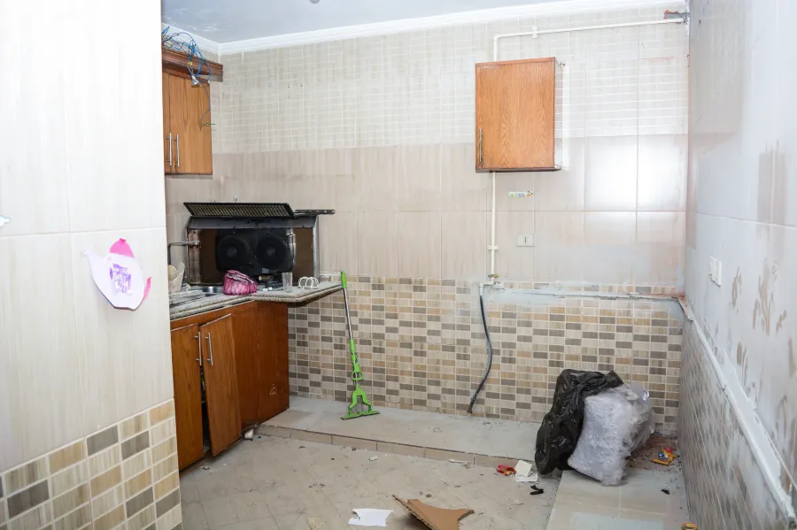 شقة للإيجار160م العجمي (الهانوڤيل طريق اسكندرية مطروح - بجوار حلوانى كلاسيك)