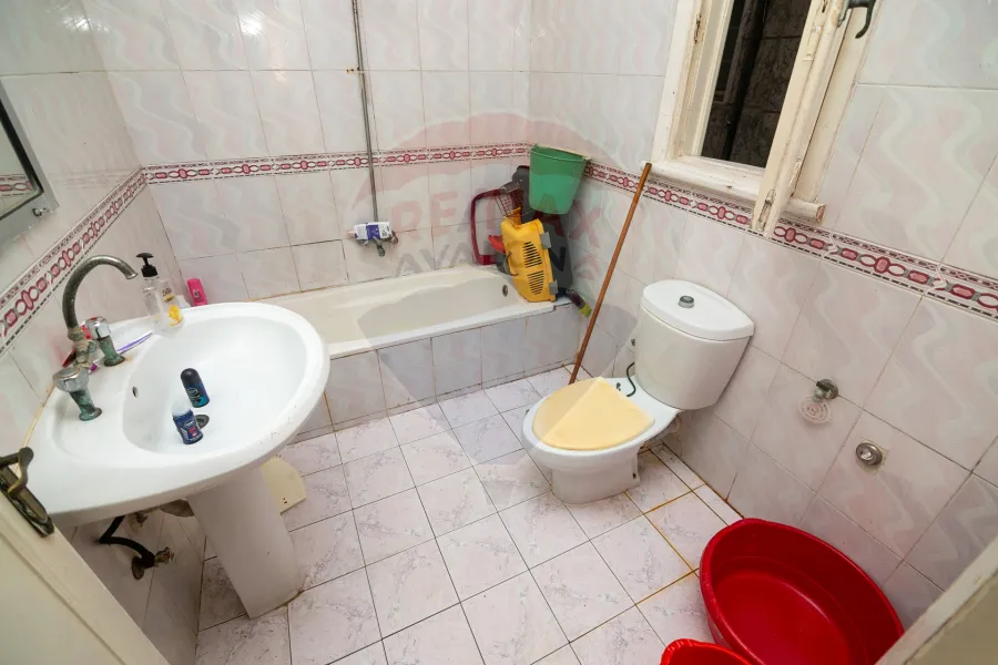 شقة للبيع 110 م كامب شيزار (ش هليوبوليس)