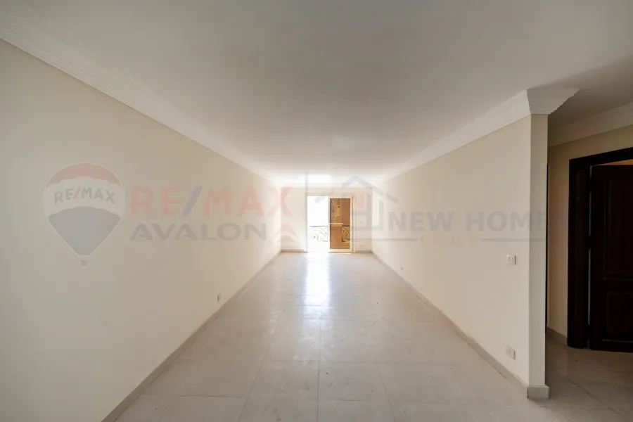 Apartment for rent 175 m Al-Ibrahimia (steps from Sporting Club)