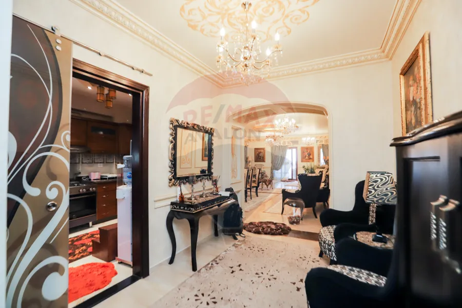 Apartment for sale 288 m Louran (Directly on taram station)