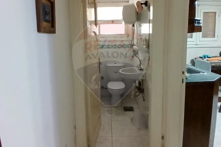 شقة للبيع 180 م رشدي (بالقرب من خير زمان)