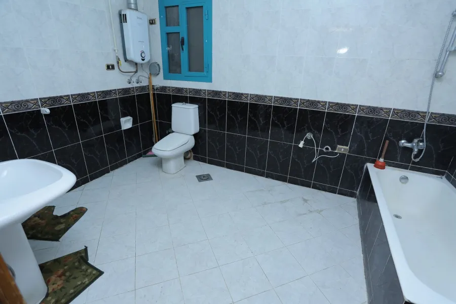 Apartment for sale 273m Laurent (Tram St.)