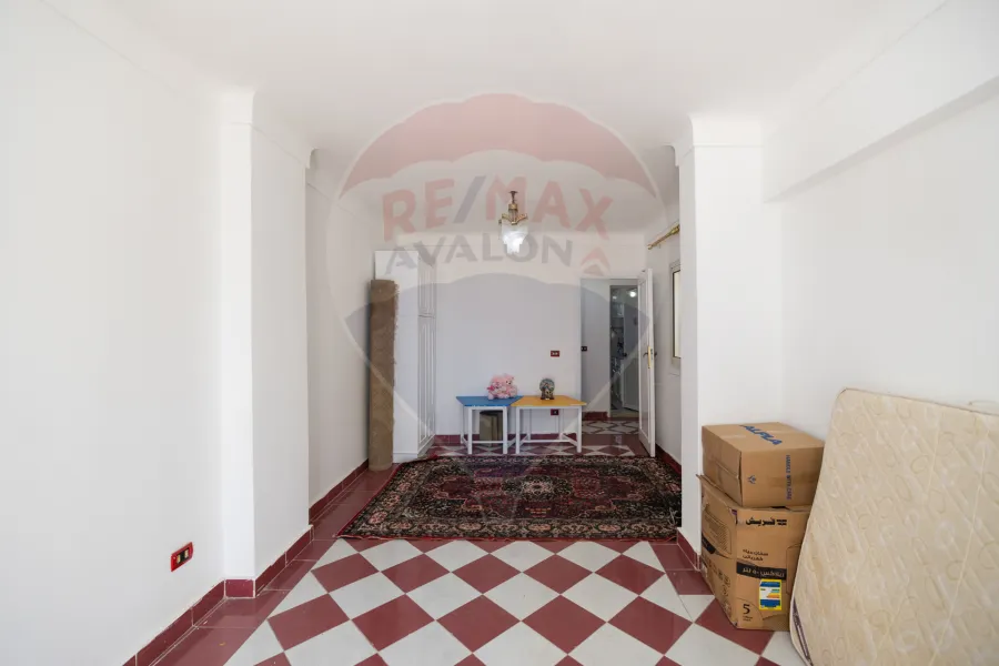 Apartment for sale 200 m Miami (Khaleel Hamada St)