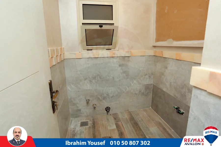 شقة للبيع  205م كفر عبده (ش الاسماعيلية - عمارة براند )- 4,600,000 ج كاش