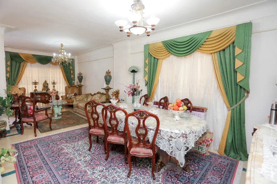 شقة للبيع 190 م سموحة ( أبراج سيدي جابر )