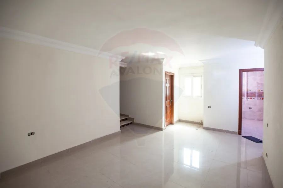 شقة للبيع 235 م سموحة (خطوات من مصطفي كامل وش بهاء الدين الغتوري)