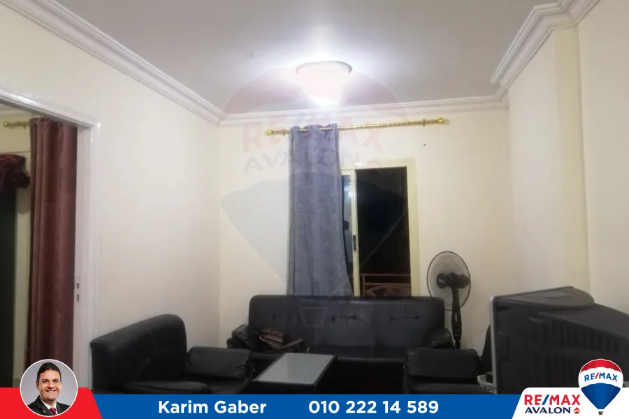 شقة للايجار المفروش 100 م كامب شيزار (خطوات من شارع المكتبات)