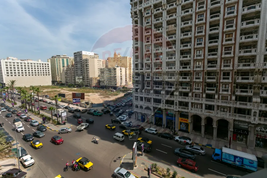 شقة للبيع 248 م سموحة ( ش فوزي معاذ رئيسي - برج اللوتس