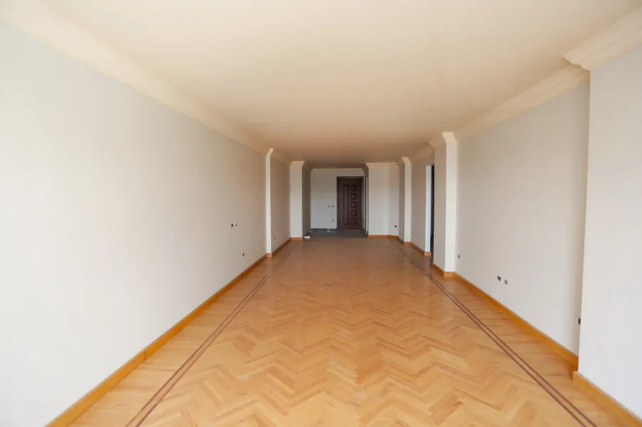 شقة للبيع 184م سموحة (كوبرى 14 مايو)