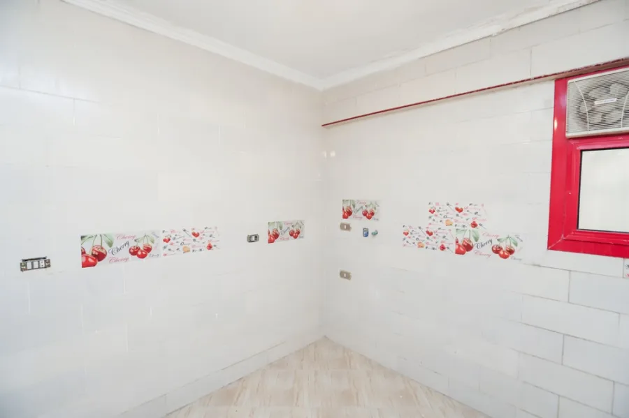 شقة للبيع 180م سموحة