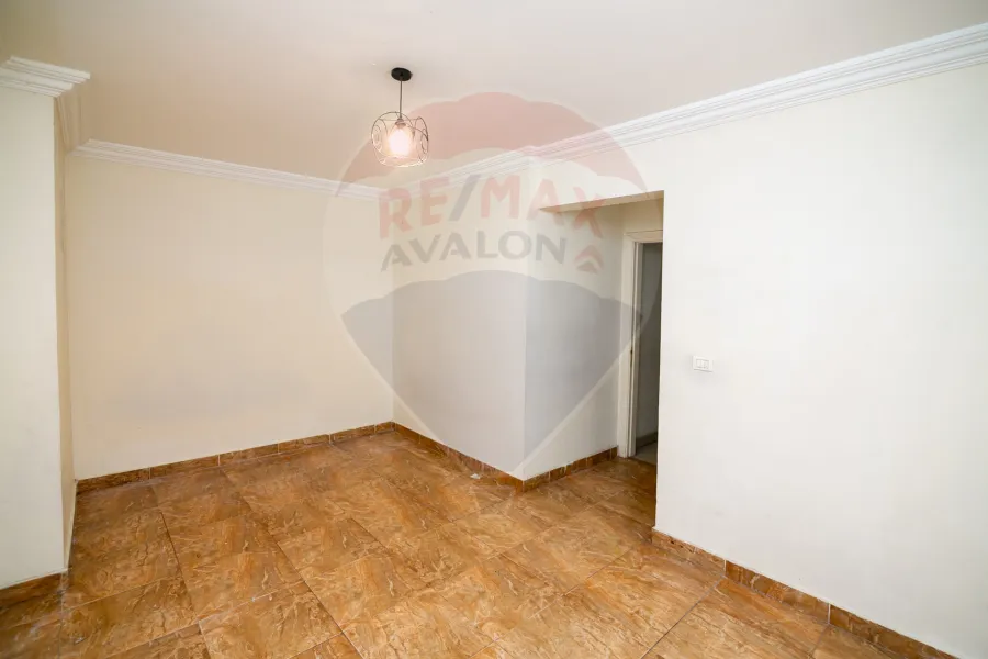 Apartment for rent 185 m Janaklis (Al-Horaya Road)