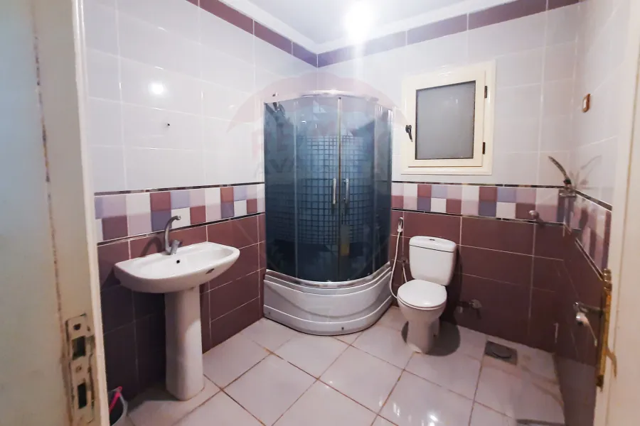 شقة للبيع 125 م سيدي بشر (متفرع من ش العيسوي)