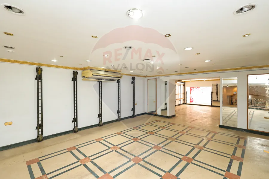 Shop for rent 520 m Raml Station (Sizostris st.)