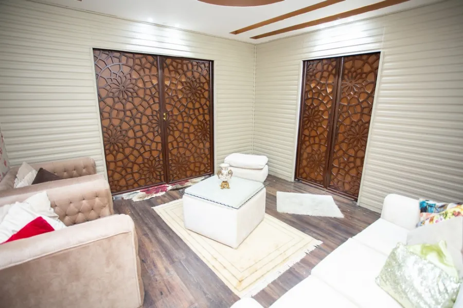 شقة فاخره للبيع 255م وابور المياه