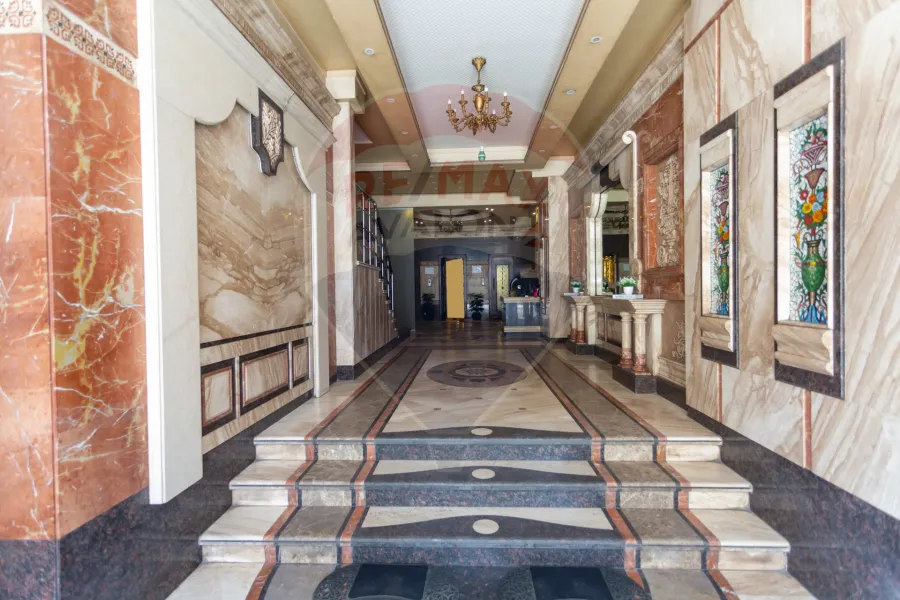 مقر إداري للبيع 162 م الإبراهيمية (ش أبو قير)