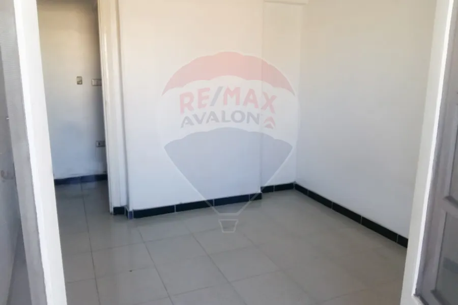 شقة للبيع 80 م السيوف (المدينة الفرنسية - ش مصطفي كامل)