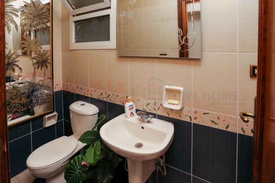 Apartment for sale 210 m Louran (El-Eqbal St - brand building)